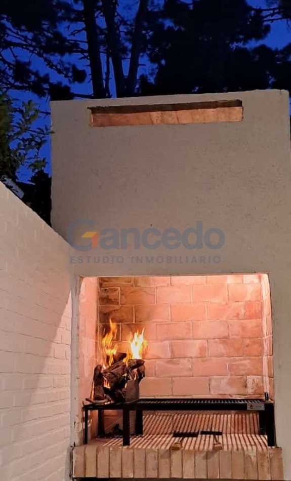 Duplex en Pinamar. Comodidad y Ubicacion Perfecta - 2 Dormitorios con Patio y Parrilla
