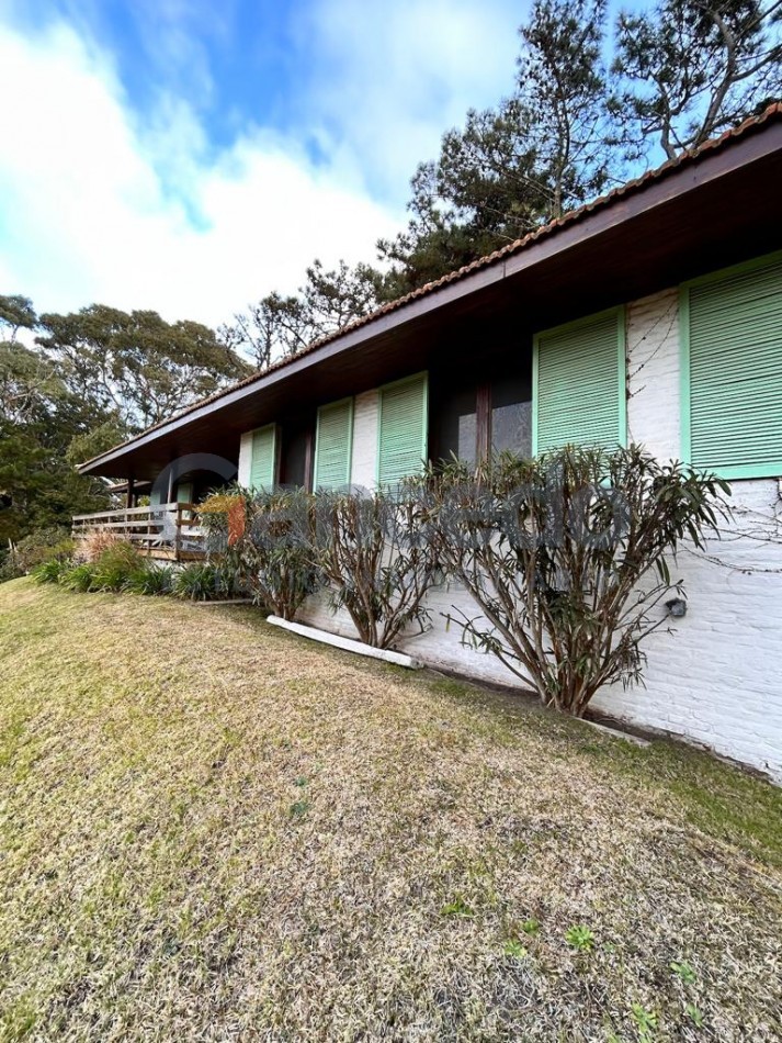 Casa a Dos Cuadras de la Playa en Lasalle, Pinamar