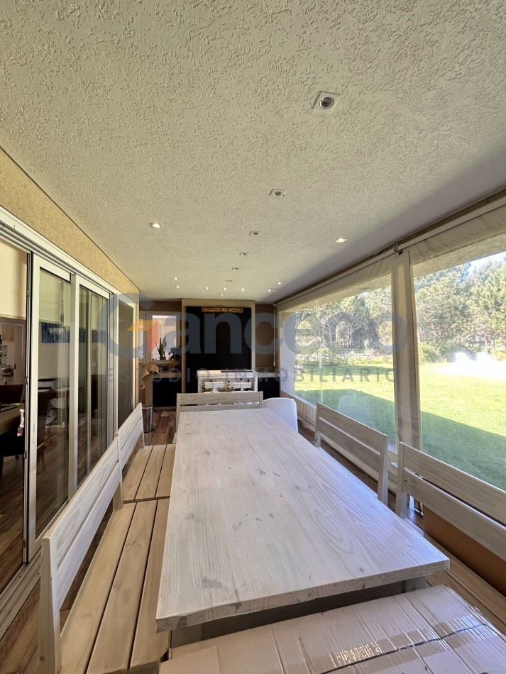 ALQUILER VERANO 2025 EXCLUSIVA CASA CON PILETA BARRIO LA HERRADURA PINAMAR