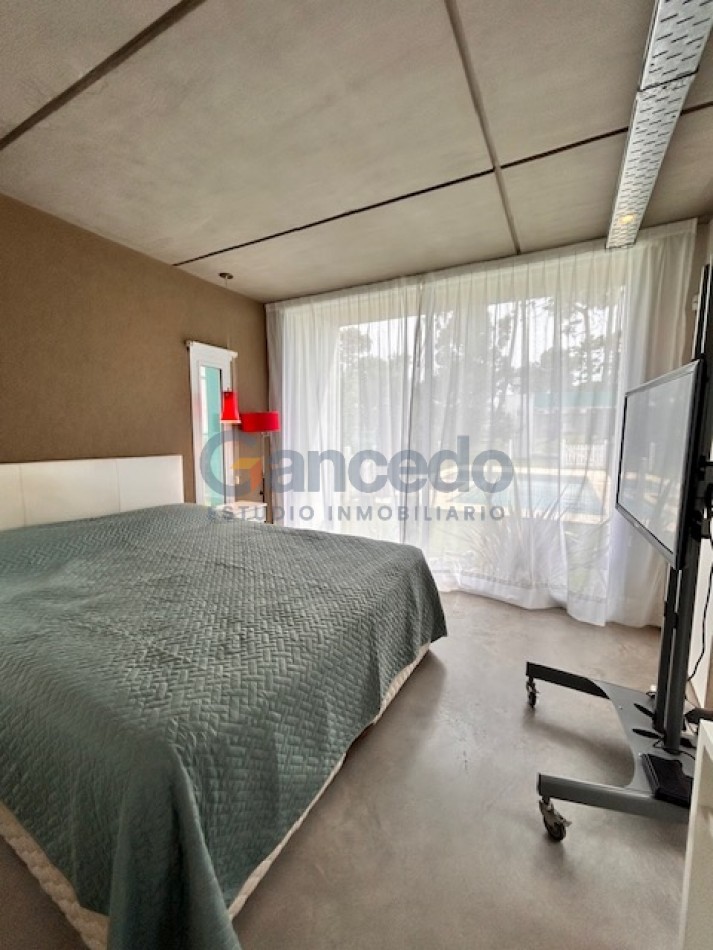 Casa con Pileta. Ubicada en el Nuevo Barrio Alamos, PINAMAR