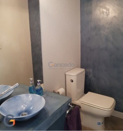 Casa con Pileta. Ubicada en el Nuevo Barrio Alamos, PINAMAR