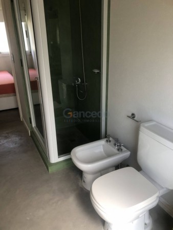 Casa con Pileta. Ubicada en el Nuevo Barrio Alamos, PINAMAR