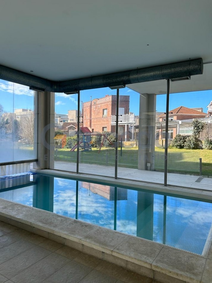Alquiler Temporal en Carilo: Moderno Departamento a 1 cuadra del mar con Excelente Ubicacion