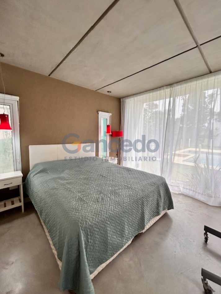 Casa con Pileta. Ubicada en el Nuevo Barrio Alamos, PINAMAR