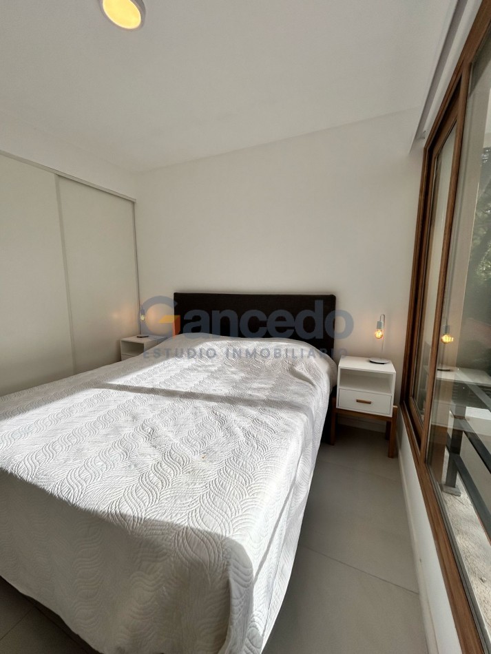 Alquiler Departamento Nuevo en Pinamar con Cochera y Pileta