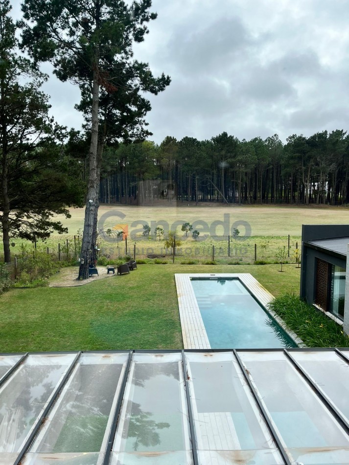 CASA EN ISLA DEL GOLF CON PILETA PINAMAR ALQUILER TEMPORAL