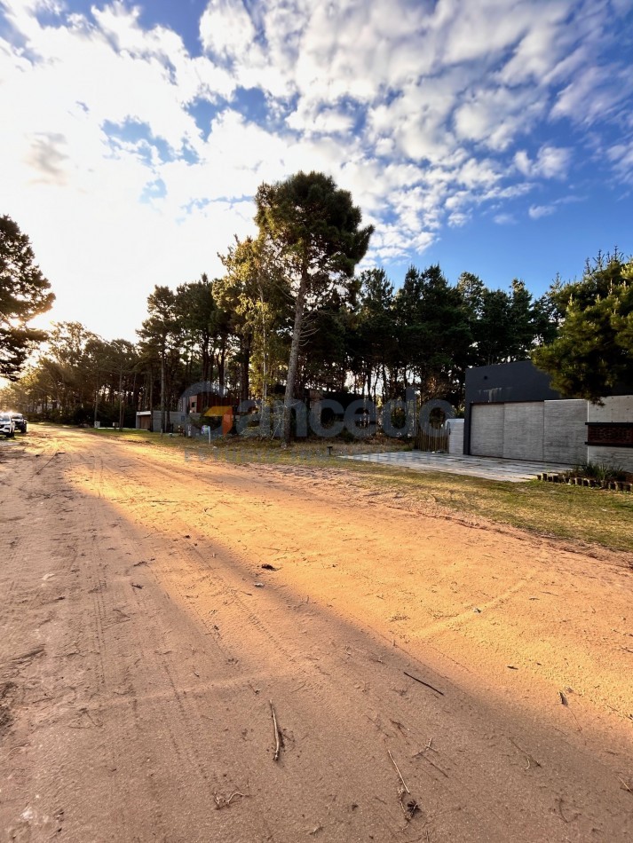 CASA EN ISLA DEL GOLF CON PILETA PINAMAR ALQUILER TEMPORAL