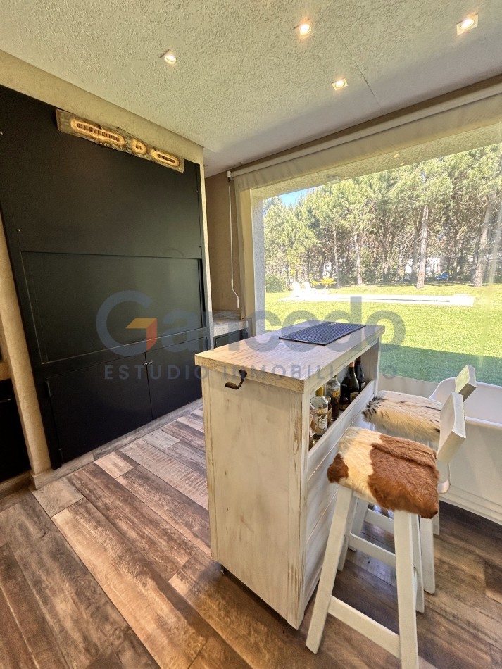ALQUILER VERANO 2025 EXCLUSIVA CASA CON PILETA BARRIO LA HERRADURA PINAMAR