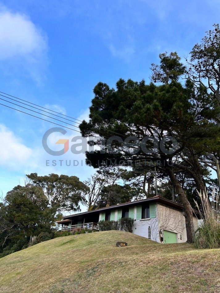 Casa a Dos Cuadras de la Playa en Lasalle, Pinamar