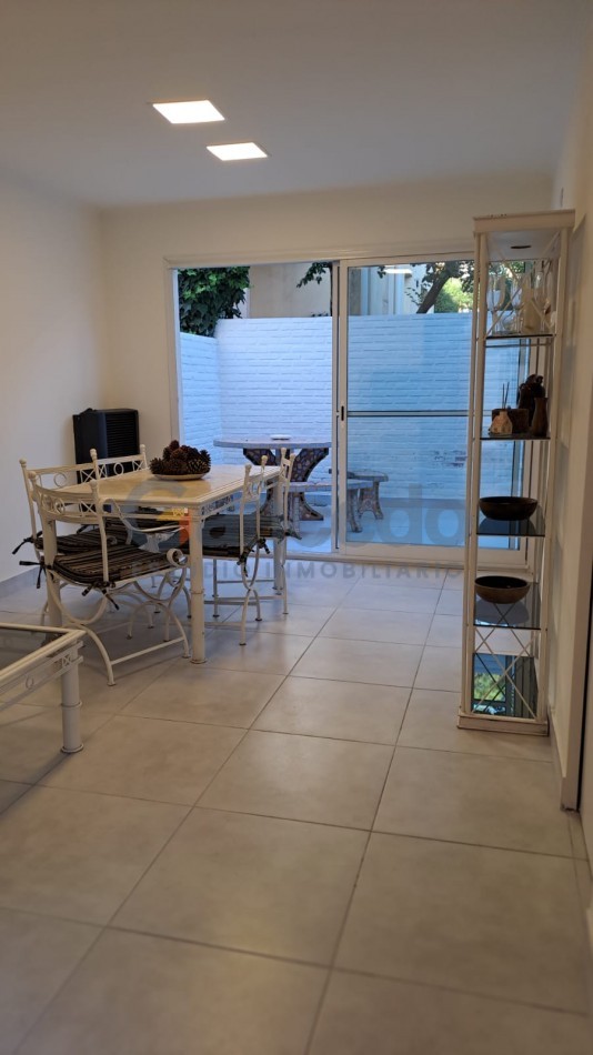 Duplex en Pinamar. Comodidad y Ubicacion Perfecta - 2 Dormitorios con Patio y Parrilla