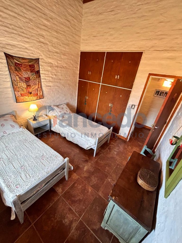 Casa a Dos Cuadras de la Playa en Lasalle, Pinamar