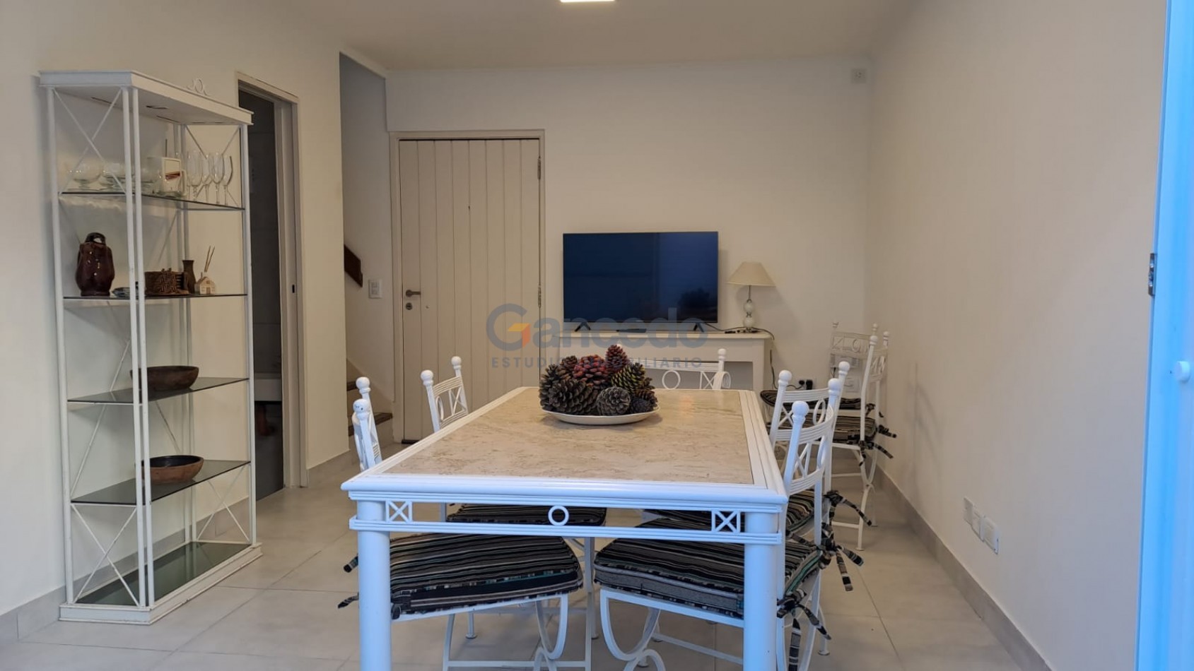 Duplex en Pinamar para 6. Comodidad y Ubicacion Perfecta - 2 Dormitorios con Patio y Parrilla