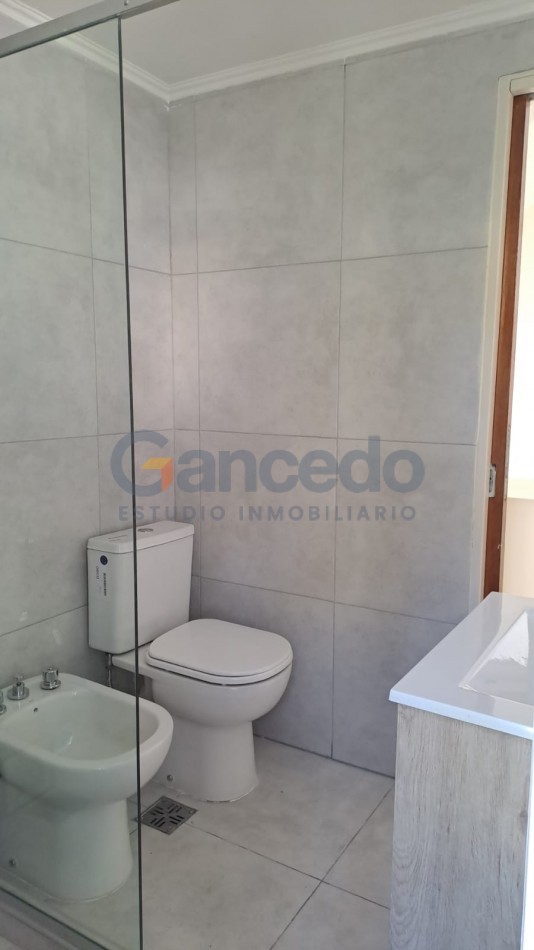 Duplex en Pinamar para 6. Comodidad y Ubicacion Perfecta - 2 Dormitorios con Patio y Parrilla